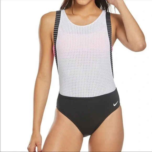 Nike swimsuit - Picture 5 of 5